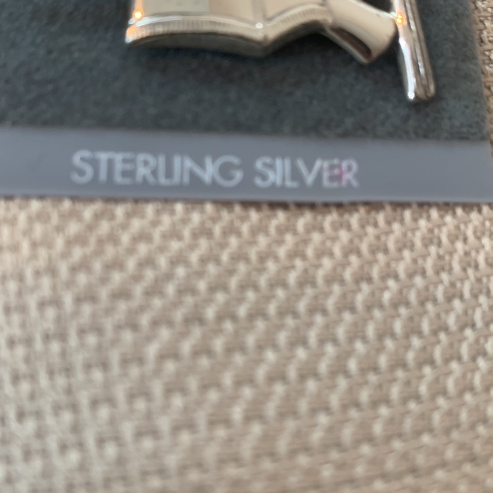 Hilliard & Hanson Unisex Graduation Sterling Silver Mortarboard and Diploma Pin - Picture 4 of 8